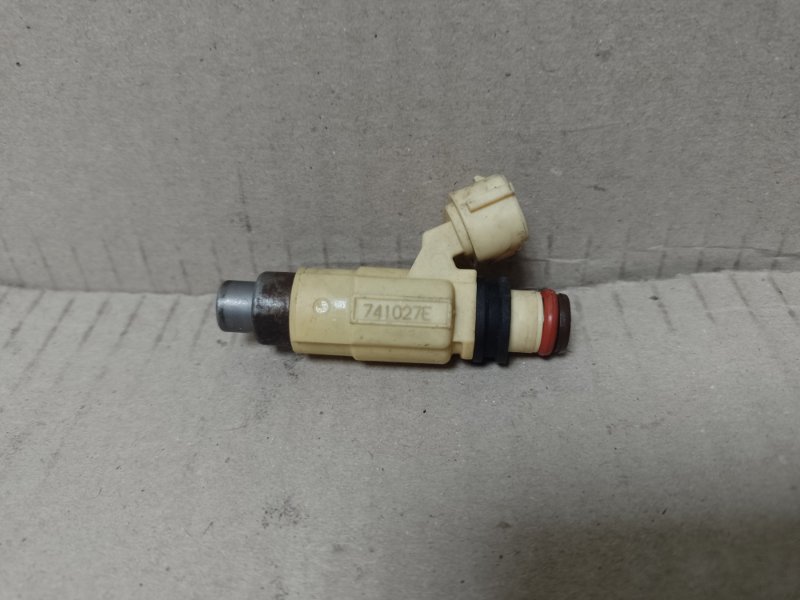 Форсунка топливная LANCER 4/5/6/7/8 88-02 00-03 8 2.0 4G94 Форсунка топливная LANCER 4/5/6/7/8 88-02 00-03 8 2.0 4G94