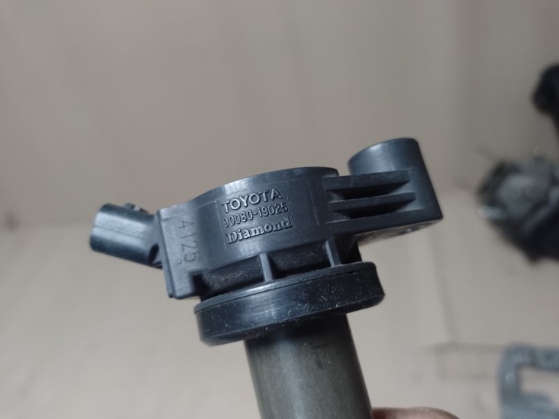 Катушка зажигания TOYOTA SOLARA 03-09 3.3 3MZFE Катушка зажигания TOYOTA SOLARA 03-09 3.3 3MZFE