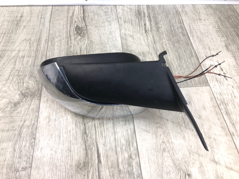 Зеркало левое 300 04-10