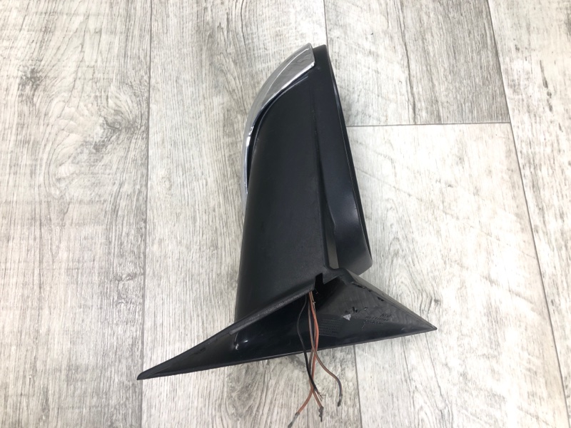 Зеркало левое 300 04-10