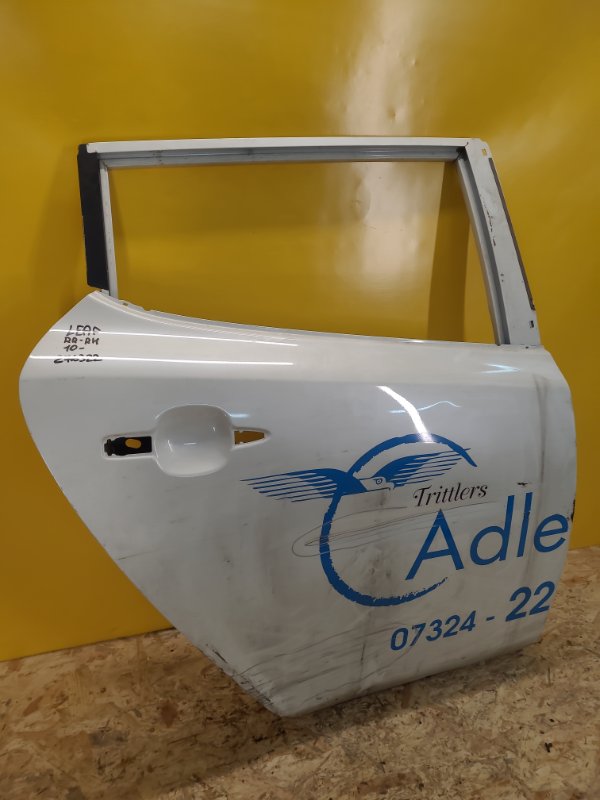 Дверь задняя правая LEAF 10-17