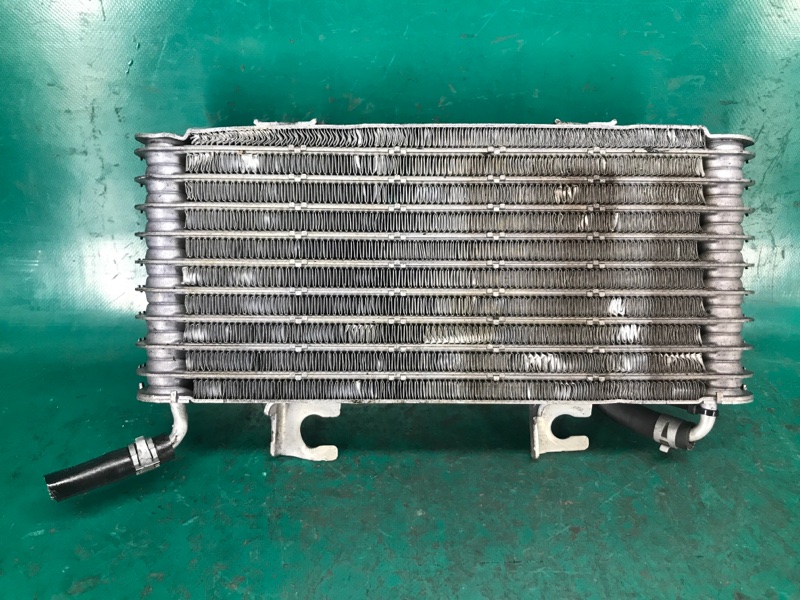 Радиатор АКПП NV200 USA 13- 2018 2.0 MR20DE Радиатор АКПП NV200 USA 13- 2018 2.0 MR20DE
