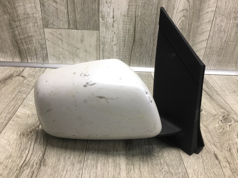 Зеркало правое TOYOTA SIENNA 03-10