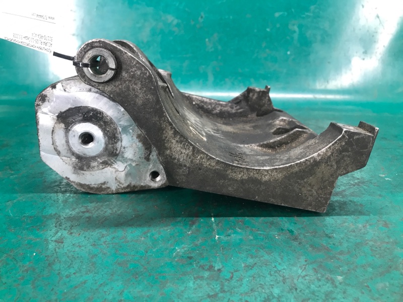 Кронштейн компрессора кондиционера RL 05-12 2008 Седан 3.5