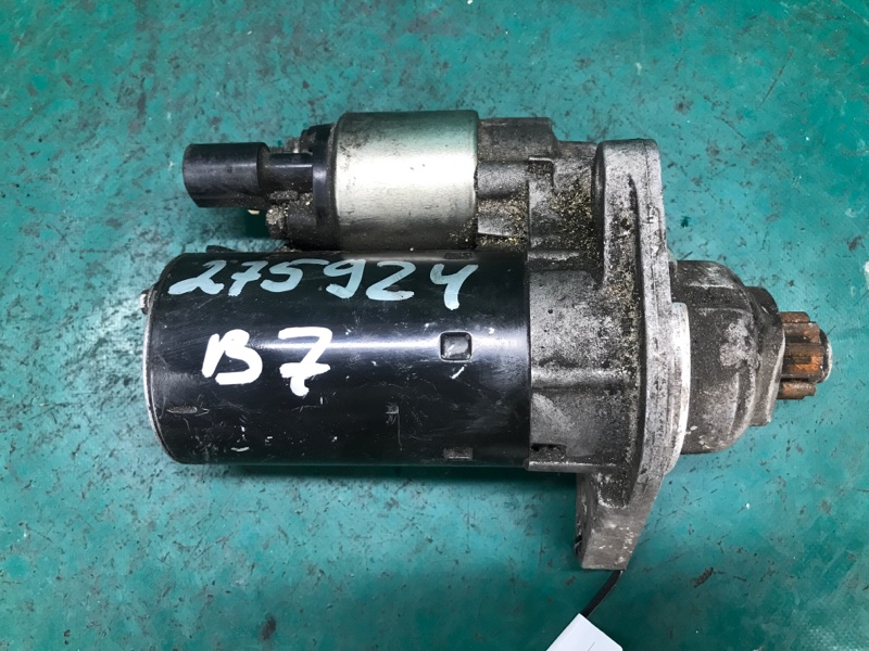 Стартер VOLKSWAGEN PASSAT B7 11-15 02Z 911 023 J Б/У