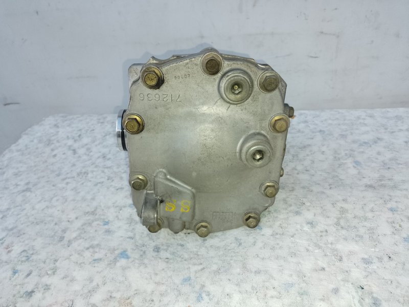 Редуктор передний FX S50 03-08 2004 3.5 VQ35DE