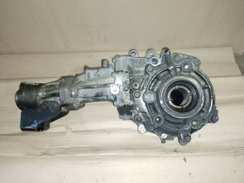 Раздаточная коробка OUTLANDER XL 05-13 4B11