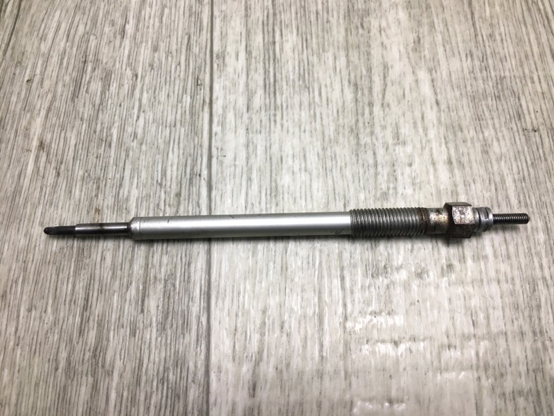 Свеча накала MITSUBISHI L200 06-14 2.5 4D56U 1820A009 Б/У