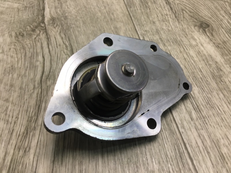 Термостат L200 06-14 2.5 4D56U