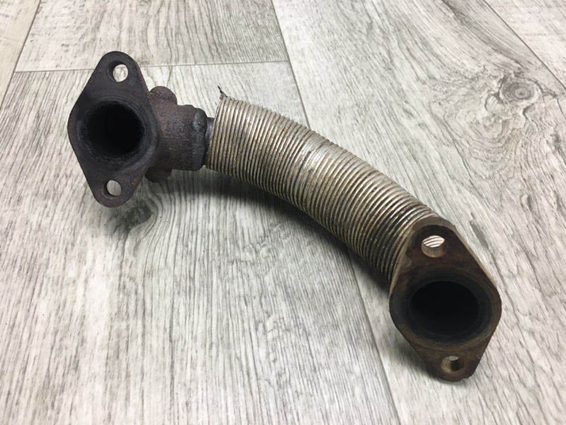 Трубка EGR L200 06-14 2.5 4D56U