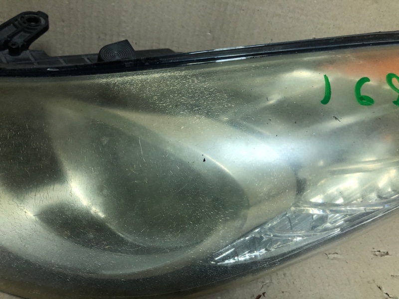 Фара передняя левая HYUNDAI ELANTRA MD 10-15 1.8 G4NB