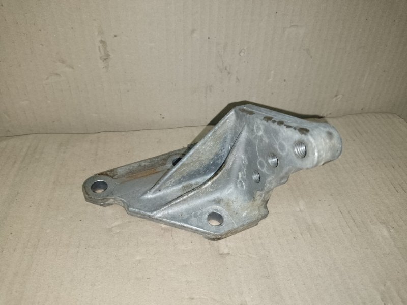 Подушка раздаточной коробки NISSAN MURANO Z50 02-07 Z50 3.5 30441-CA000 Б/У