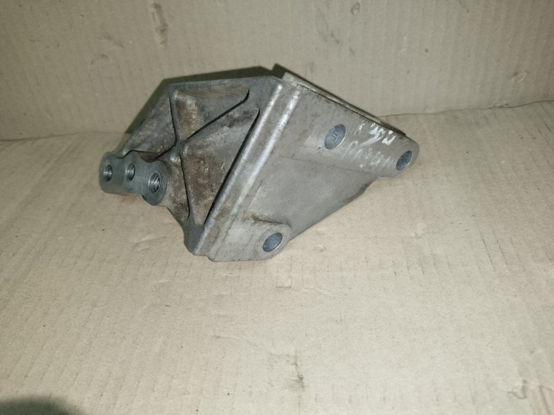 Подушка раздаточной коробки MURANO Z50 02-07 Z50 3.5