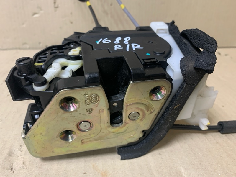 Замок двери задний правый ELANTRA MD 10-15 2013 1.8 G4NB