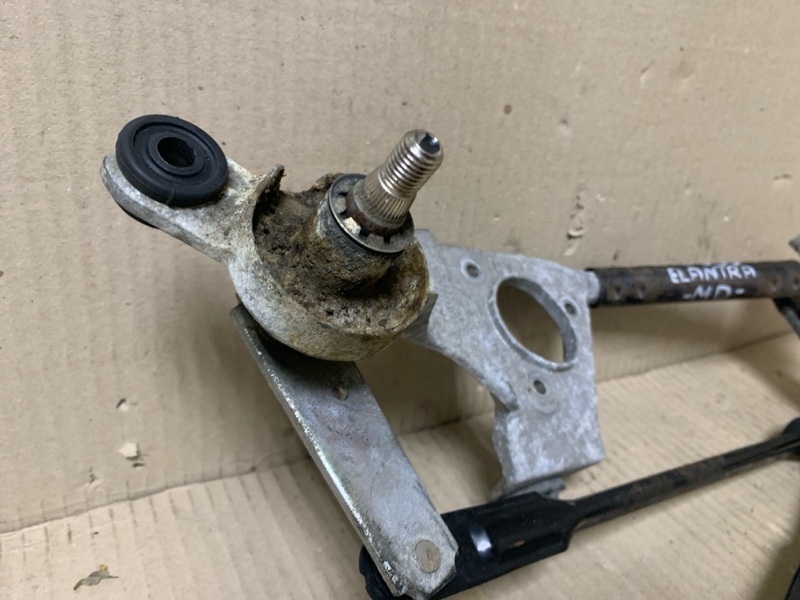 Трапеция стеклоочистителей ELANTRA MD 10-15 2013 1.8 G4NB