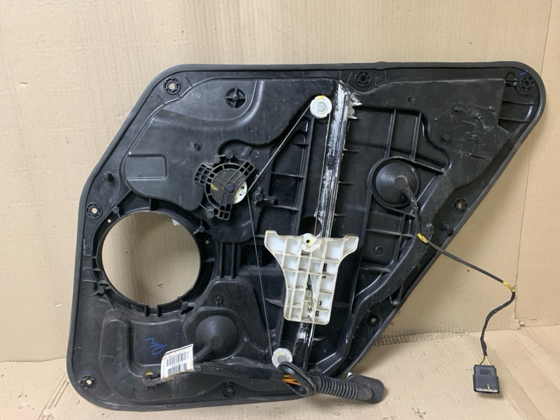 Стеклоподъемник задний левый ELANTRA MD 10-15 2013 1.8 G4NB