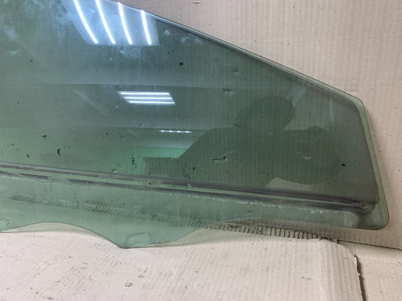 Стекло двери переднее правое ELANTRA MD 10-15 2013 1.8 G4NB