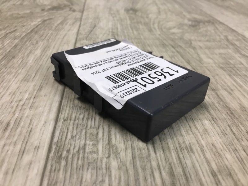 Блок комфорта NX 14-21 2014 Внедорожник 2.0T