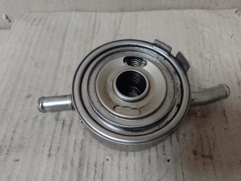 Теплообменник масляного фильтра INFINITI FX S50 03-08 2005 3.5 VQ35DE 21305-AM601 Б/У