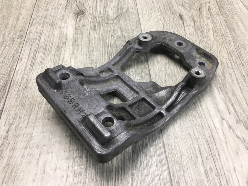 Кронштейн компрессора кондиционера HIGHLANDER 01-07 2002 Внедорожник 3.0 1MZFE