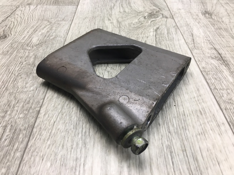 Кронштейн двигателя TOYOTA HIGHLANDER 01-07 2002 Внедорожник 3.0 1MZFE 1231620020 Б/У