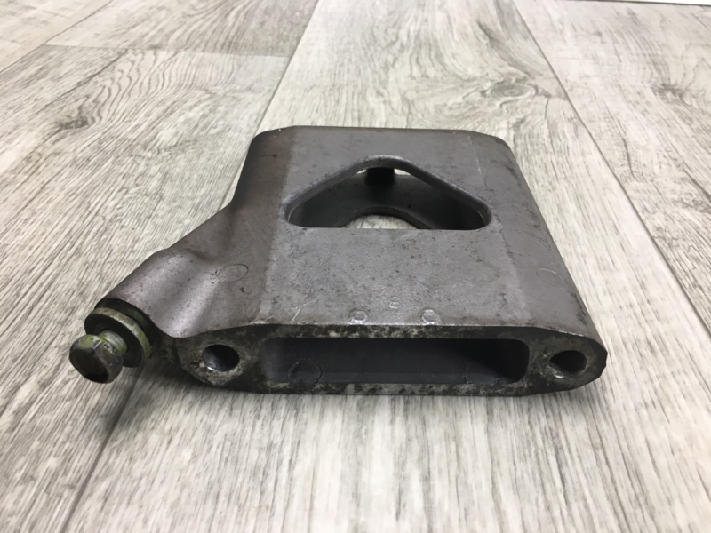 Кронштейн двигателя HIGHLANDER 01-07 2002 Внедорожник 3.0 1MZFE