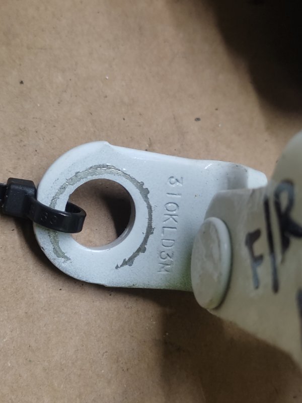 Петля двери нижняя передняя правая MDX (YD3) 13-21 2014 YD3 3.5 J35Y4