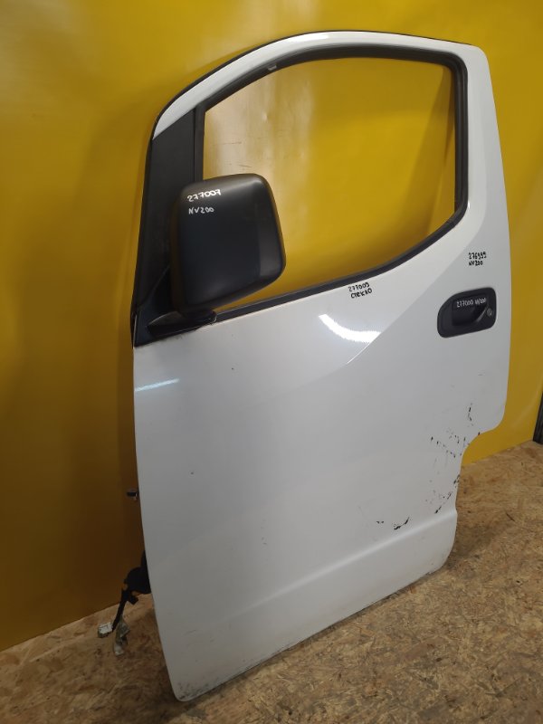 Дверь передняя левая NV200 USA 13- Дверь передняя левая NV200 USA 13-