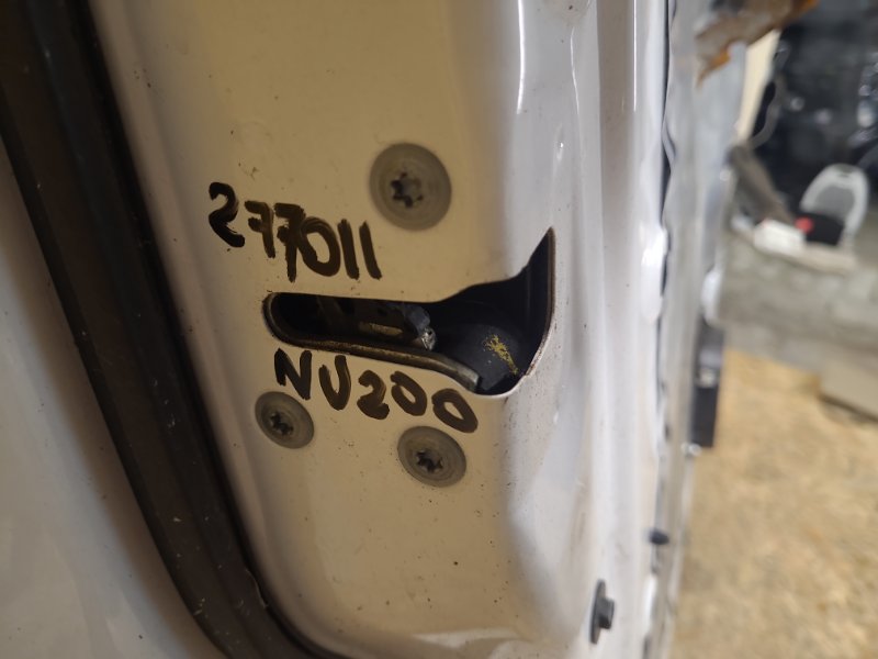 Замок двери передний левый NISSAN NV200 USA 13- 80501-JX50A Б/У