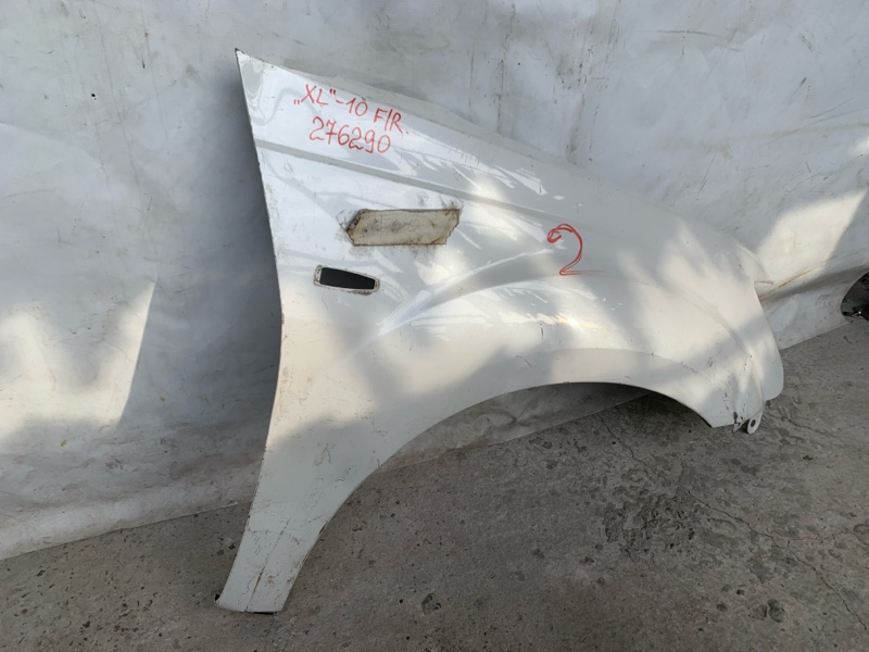 Крыло переднее правое MITSUBISHI OUTLANDER XL 05-13 CW