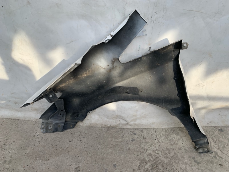 Крыло переднее правое PRIUS - 30 09-17