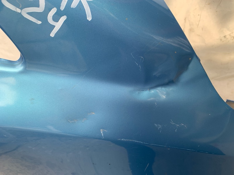 Крыло переднее правое LEAF 10-17