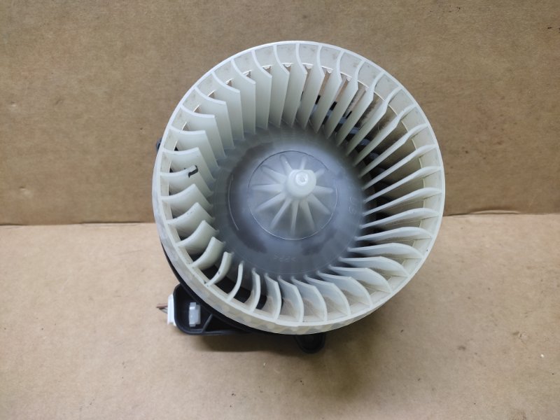 Моторчик печки задний ACURA MDX (YD3) 13-21 YD3 3.5 J35Y4 Моторчик печки задний ACURA MDX (YD3) 13-21 YD3 3.5 J35Y4