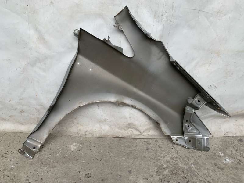 Крыло переднее левое PRIUS - 30 09-17