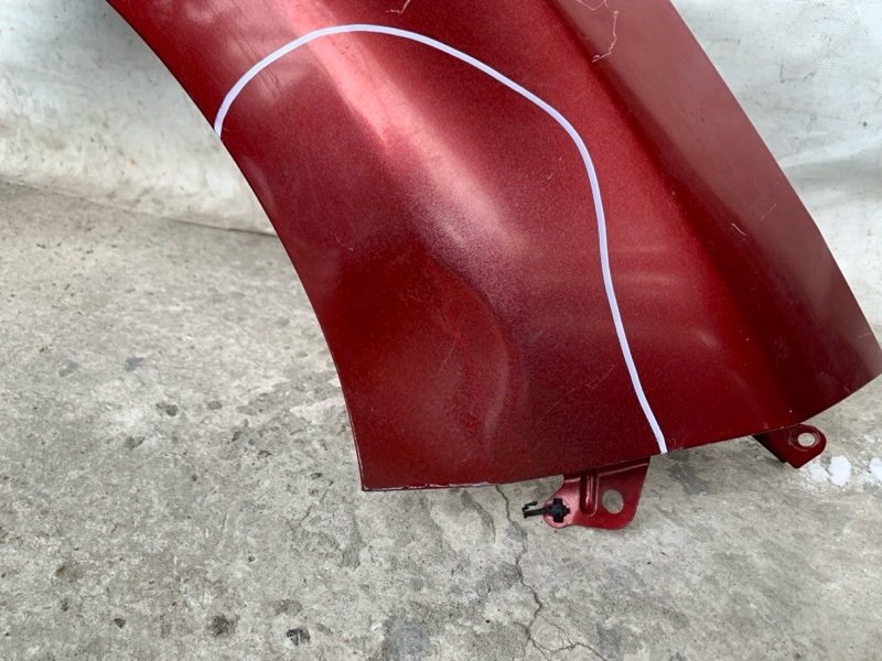 Крыло переднее правое LEAF 10-17