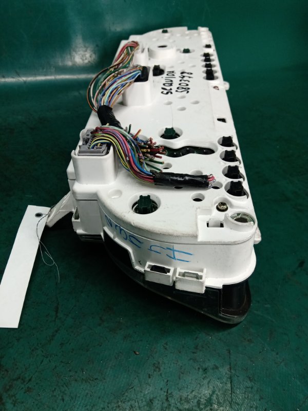 Панель приборов SEQUOIA 08-17 Панель приборов SEQUOIA 08-17