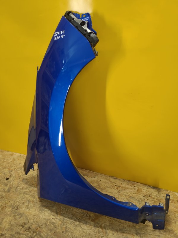 Крыло переднее правое NISSAN LEAF 18-