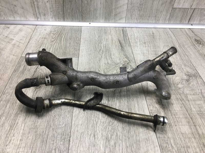 Патрубок системы охлаждения TEANA J32 08-14 2.5 VQ25