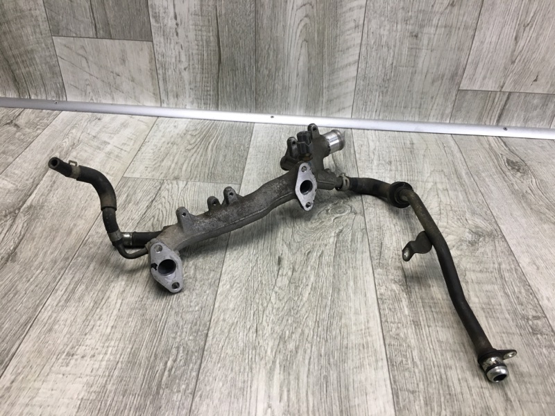 Патрубок системы охлаждения TEANA J32 08-14 2.5 VQ25