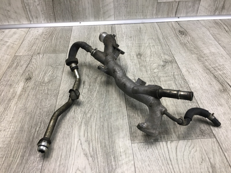 Патрубок системы охлаждения TEANA J32 08-14 2.5 VQ25