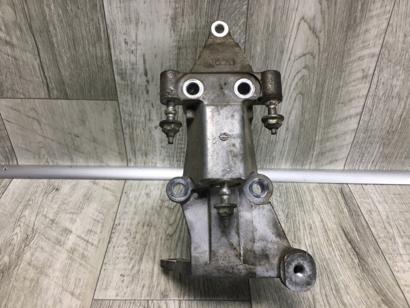 Кронштейн двигателя TEANA J32 08-14 2.5 VQ25