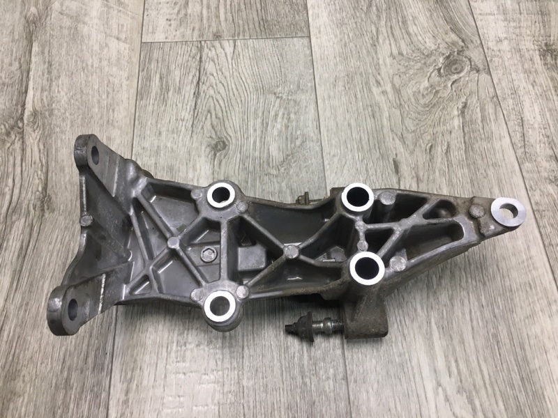 Кронштейн двигателя TEANA J32 08-14 2.5 VQ25