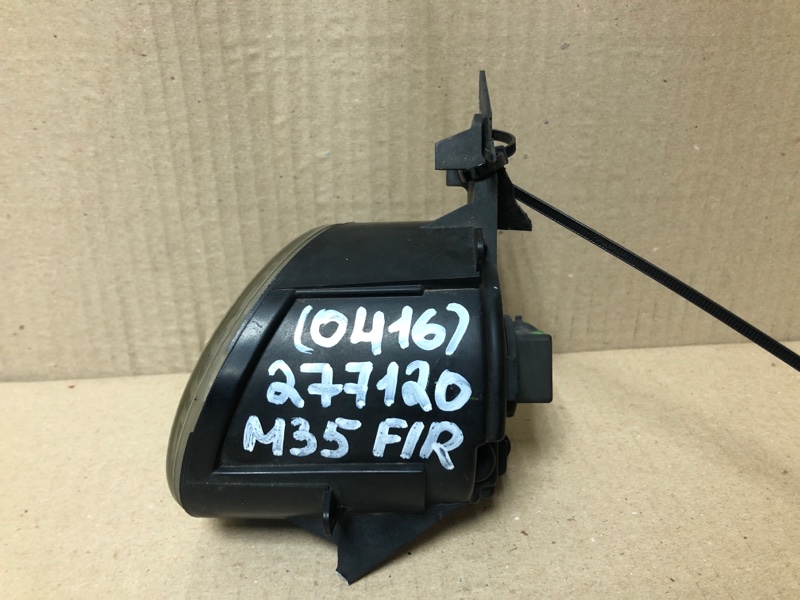 Противотуманная фара передняя правая M35/M45 04-10 2004 3.5 VQ35DE Противотуманная фара передняя правая M35/M45 04-10 2004 3.5 VQ35DE