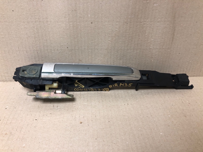 Запчасть ручка двери наружная задняя правая INFINITI M35/M45 04-10 2004 3.5 VQ35DE 82640-EG016 Б/У Ручка двери наружная задняя правая INFINITI M35/M45 04-10 2004 3.5 VQ35DE 82640-EG016 Б/У