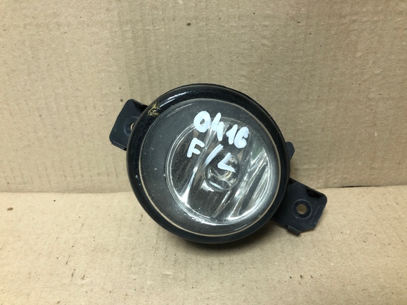 Противотуманная фара левая M35/M45 04-10 2004 3.5 VQ35DE Противотуманная фара левая M35/M45 04-10 2004 3.5 VQ35DE