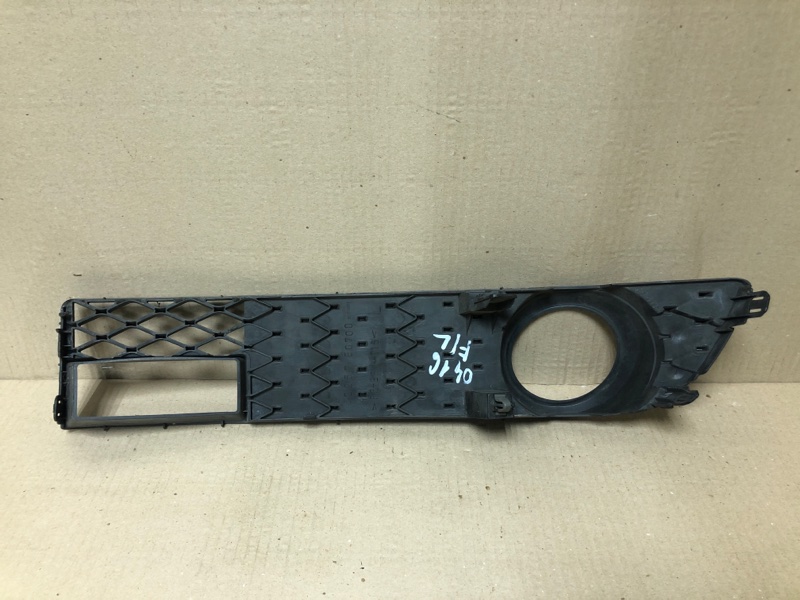 Накладка противотуманной фары левая M35/M45 04-10 2004 3.5 VQ35DE