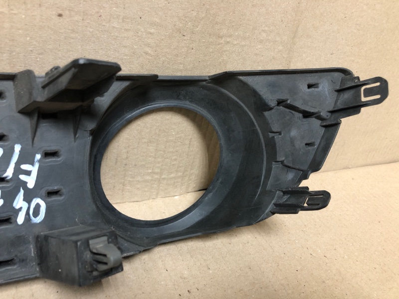 Накладка противотуманной фары левая M35/M45 04-10 2004 3.5 VQ35DE