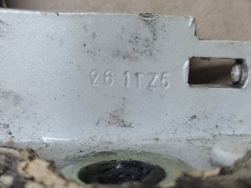 Петля крышки багажника задняя левая MDX (YD3) 13-21 2014 3.5