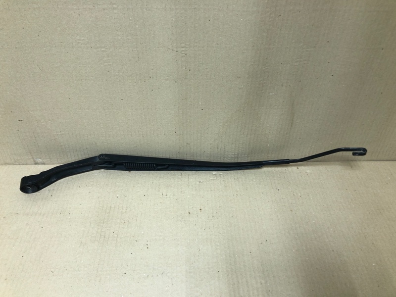 Поводок стеклоочистителя передний правый M35/M45 04-10 2004 3.5 VQ35DE