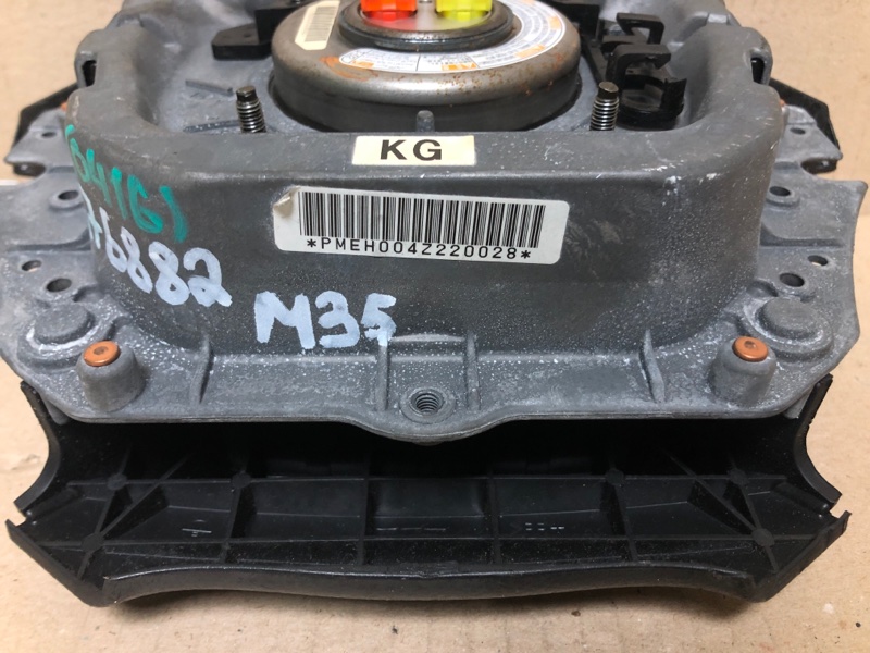 Подушка безопасности в руль M35/M45 04-10 2004 3.5 VQ35DE Подушка безопасности в руль M35/M45 04-10 2004 3.5 VQ35DE